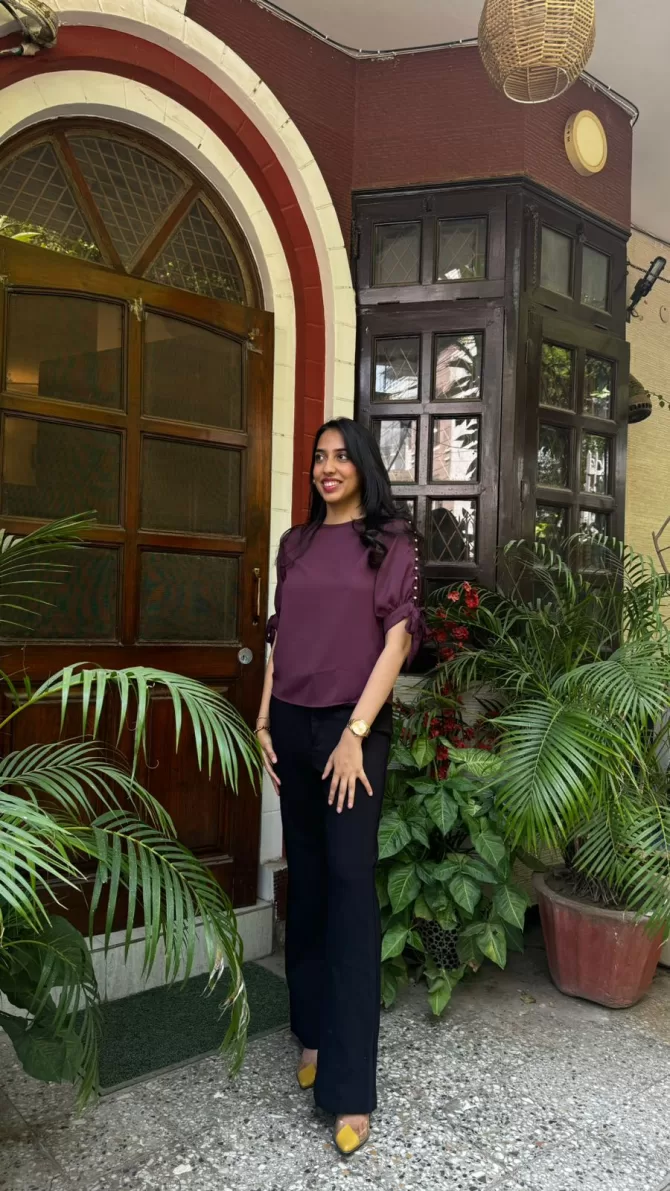 Pearl Sleeved Top - Wine