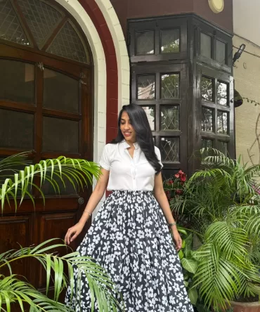 Tiered Cotton Skirt – Black