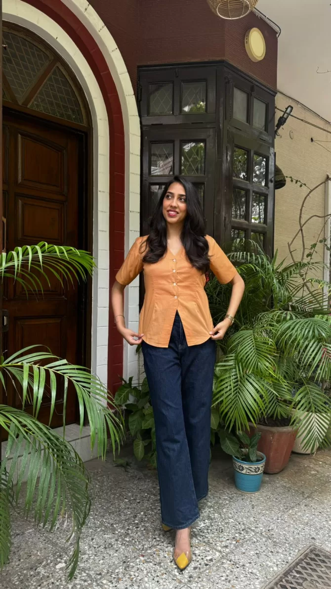 Sleeved Cotton Waistcoat - Beige