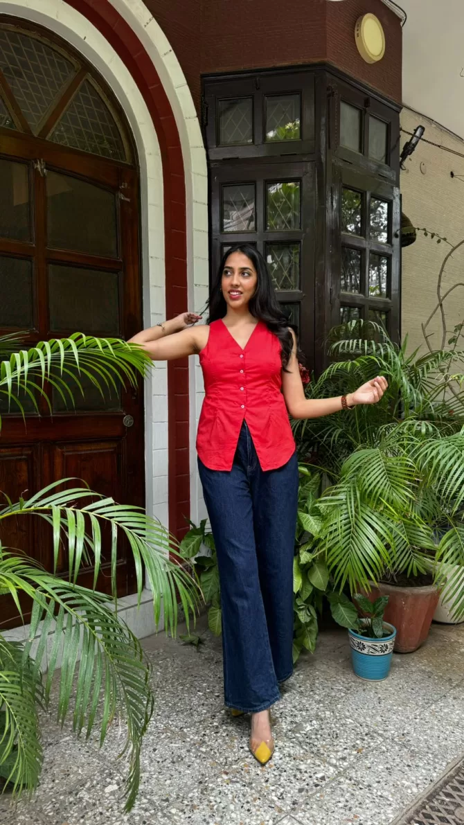 Chic Cotton Waistcoat - Rust Red